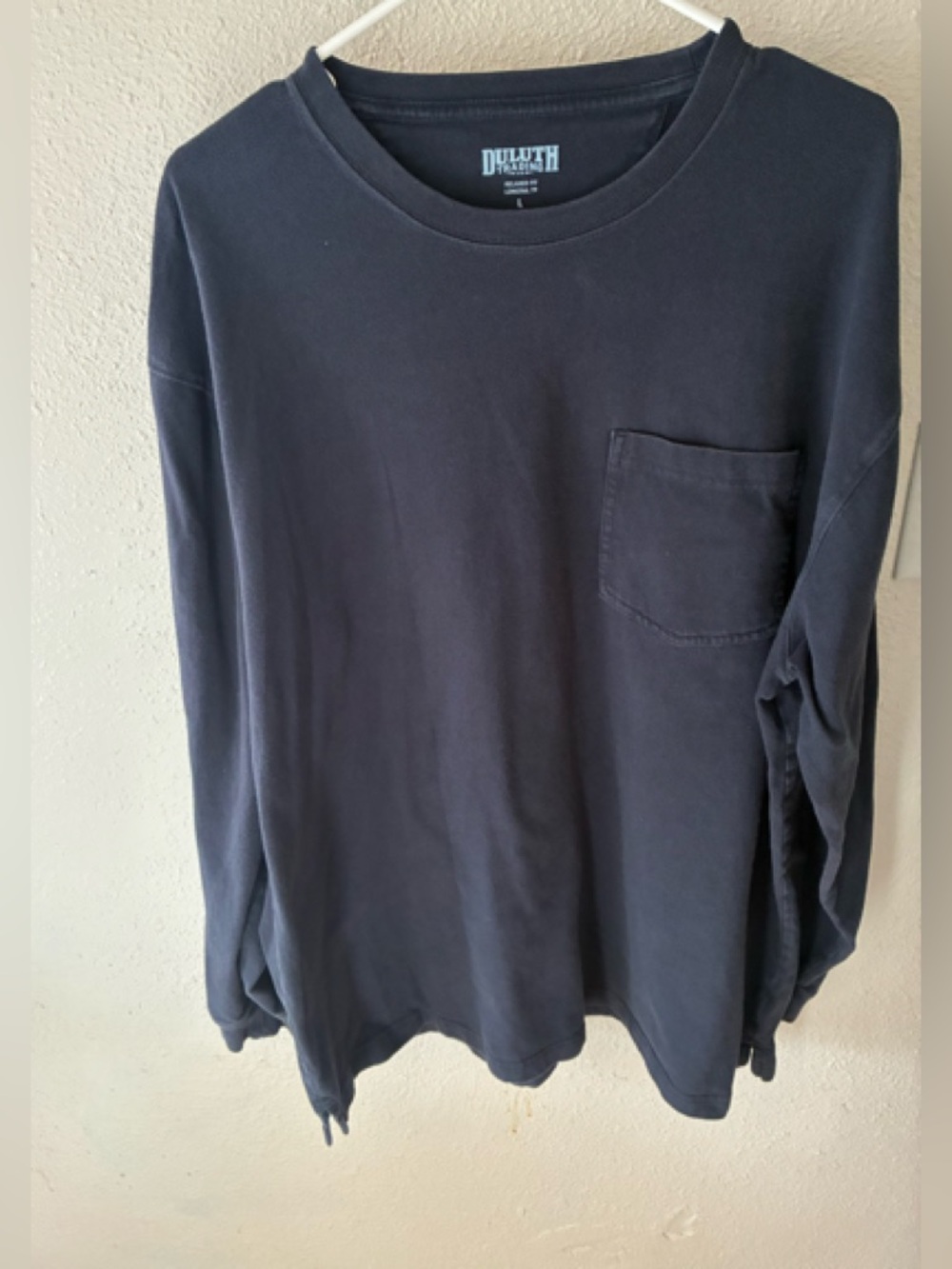Duluth Trading Company Relaxed Fit Longtail T with Chest Pocket